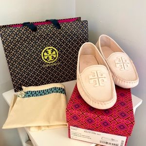 Tory Burch Lowell 2 Driver Loafers in Ballet Pink, size 7 with original box